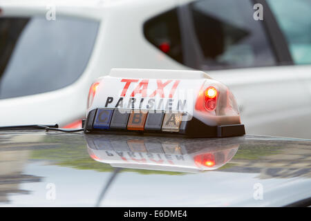 Taxischild Parisien in Paris, Frankreich Stockfoto