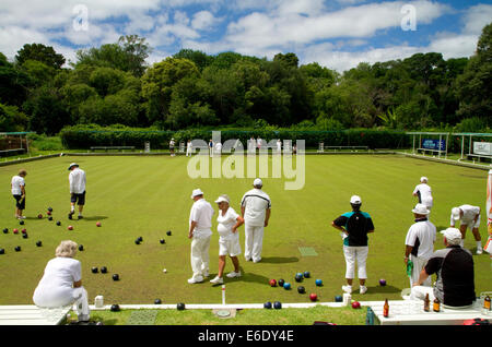 Rasen-Bowling bei Waitangi in der Bay of Islands, Nordinsel, Neuseeland. Stockfoto