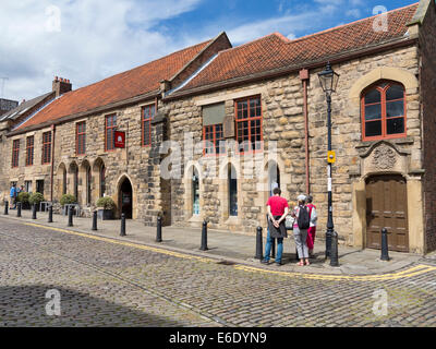 Blackfriars ist eine restaurierte 13. Jahrhundert Kloster in Newcastle, mit Garten und ein restaurant Stockfoto