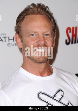 Los Angeles, Kalifornien, USA. 21. August 2014. Ian Ziering Teilnahme an der Los Angeles Premiere von '' Sharknado 2: die zweite One'' statt im LA LIve Regal Kinos in Los Angeles, Kalifornien am 21. August 2014. 2014-Credit: D. Long/Globe Fotos/ZUMA Draht/Alamy Live-Nachrichten Stockfoto