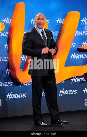 Berlin, Deutschland. 21. August 2014. Dwayne Johnson an die Premiere von "Herkules" in Berlin teilnehmen. Bildnachweis: Dpa picture Alliance/Alamy Live News Stockfoto