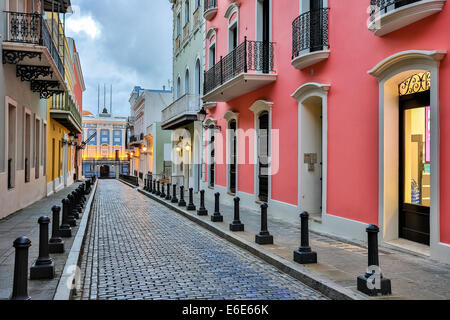 Straße in der Altstadt von San Juan, Puerto Rico Stockfoto
