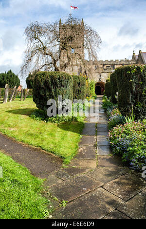 All Saints Church in Kirkbymoorside an einem Frühlingsmorgen Stockfoto