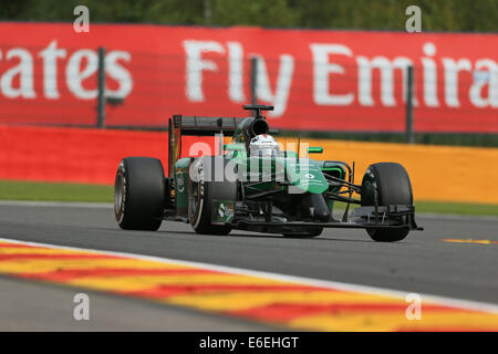 Spa, Belgien. 22. August 2014. FIA Formula One World Championship Praxis 2014 Grand Prix von Belgien. Andre Lotterer fährt der Caterham F1 Team CT04 erstmals Credit: Action Plus Sport/Alamy Live News Stockfoto