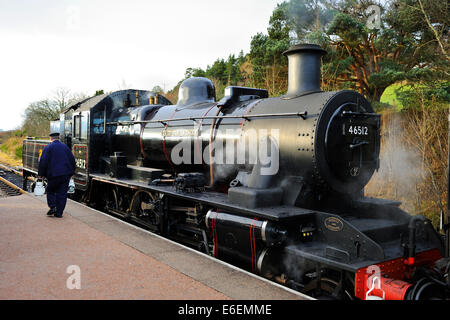 Dampf-Lok "E V Cooper Engineer" auf der Strathspey Steam Railway in Nethy Bridge, Schottland Stockfoto