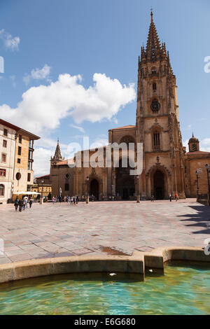 Die Kathedrale San Salvador. Oviedo Stadt. Provinz Asturien. Spanien. Europa Stockfoto