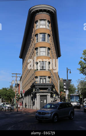 Hotel Europe ist ein 6 Geschichte historische Gebäude in der Gastown Gegend von Vancouver im Flatrion Stil gestaltet Stockfoto