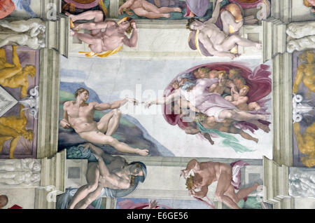 Adam Schöpfung, Meisterwerk von Michelangelo in der Sixtinischen Kapelle, Rom Stockfoto