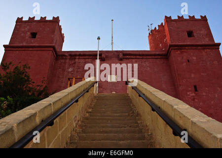 Roter Turm in Malta Stockfoto