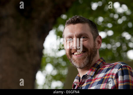 Edinburgh, Schottland. 22. August 2014. Dave Gorman, Autor, Komiker und Fernsehmoderator beim Edinburgh International Book Festival 2014. Edinburgh, Schottland. 22. August 2014 Kredit: GARY DOAK/Alamy Live-Nachrichten Stockfoto