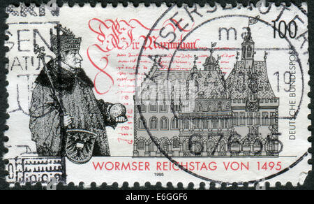 Deutschland - ca. 1995: Briefmarke gedruckt in Deutschland, gewidmet der 500. Jahrestag der Reichstag zu Worms, ca. 1995 Stockfoto