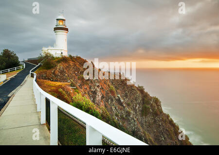 Cape Byron Leuchtturm im Morgengrauen. Stockfoto
