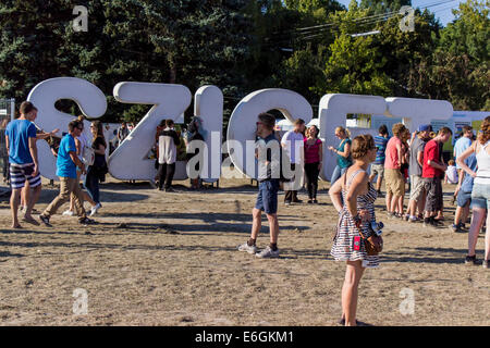 Nicht identifizierte Personen auf dem Sziget Festival in Budapest. Stockfoto