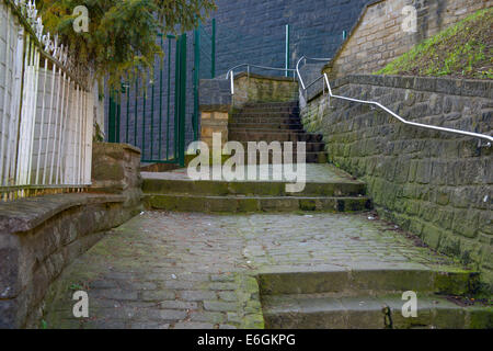 Alten Kopfsteinpflasterstraße in Luxemburg-Stadt Stockfoto