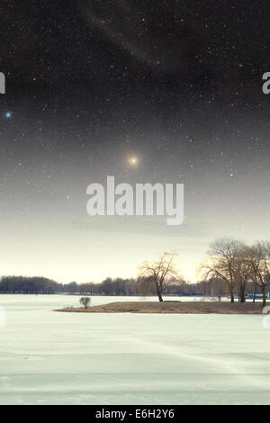 Frühlingsnacht. Elemente dieses Bildes, eingerichtet von der NASA Stockfoto