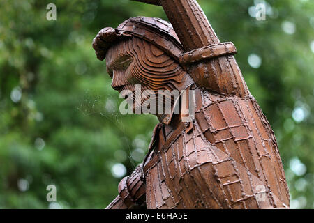 Rostfrei Stahl Statuen und Skulpturen im Wald um Arbeitnehmerinnen zu gedenken. Stockfoto