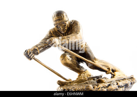 Gold Ski Champion Statuette Award isoliert auf weißem Hintergrund Stockfoto