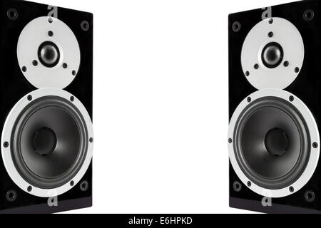 Paar schwarze high gloss Musik Lautsprecher isoliert auf weißem Hintergrund Stockfoto