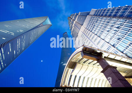 Shanghai, China - 6. August 2014: Eine herrliche Aussicht auf Shanghai 3 höchsten Turm Stockfoto