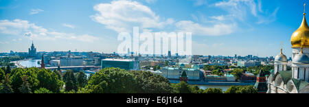 Moskauer Kreml-Tour - 35. Panorama von Moskau von Ivan den große Glockenturm gesehen. Süd-Ostblick Stockfoto