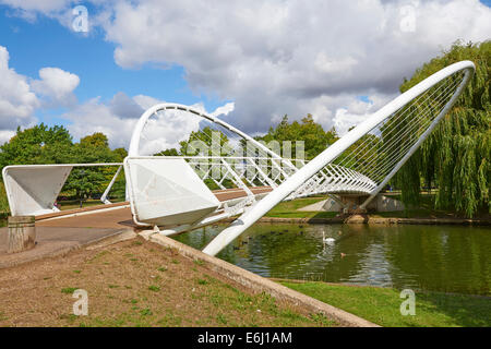 Schmetterling-Brücke über den Fluss Great Ouse der Böschung Bedford Bedfordshire UK Stockfoto