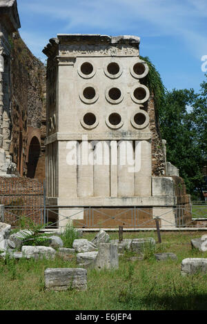 Grab von Baker Eurysaces neben der Porta Maggiore Rom-Italien Stockfoto