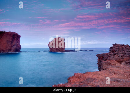 Schatz-Rock bei Sonnenuntergang. Lanai, Hawaii Stockfoto