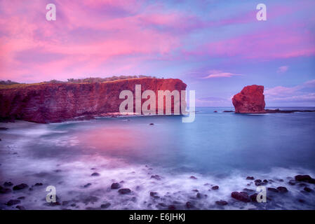 Schatz-Rock bei Sonnenuntergang. Lanai, Hawaii Stockfoto