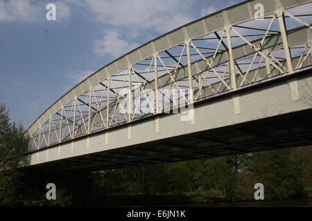 Der Windsor-Eisenbahnbrücke über den Fluss Themse in Windsor, Berkshire, England. Im Jahre 1849 entworfen von Isambard Kingdom Brunel. Stockfoto