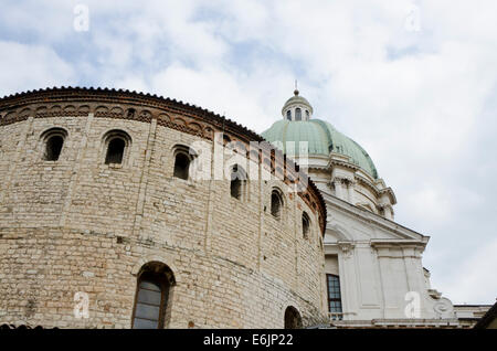 Brescia Italien. Die alte und die neue Kuppel von Brescia, Lombardei Region. Norditalien. Stockfoto