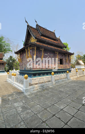 Rote Kapelle, Wat Xieng Thong, Luang Prabang, Laos. Stockfoto