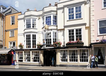 Die Mitre Pub entlang High Street, Oxford, Oxfordshire, England, Vereinigtes Königreich, West-Europa. Stockfoto