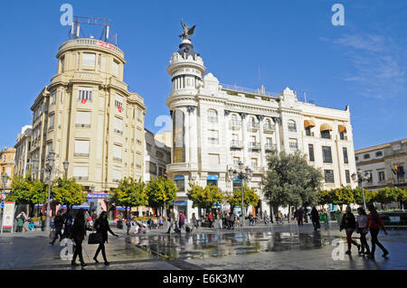 Edificio De La Unión y el Fénix, historische Gebäude, Plaza de las Tendillas-Platz, Córdoba, Provinz Córdoba, Andalusien Stockfoto