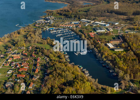 Luftaufnahme, Rechlin mit Marina Claassee und Müritz, See, Rechlin, Mecklenburgische Seenplatte ...