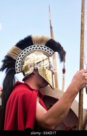 Hopliten. Reenactment. Antike griechischen Soldaten an militärischen Odyssey zeigen, Detling, Kent, England Stockfoto