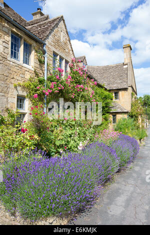 Cotswold Hütten, Broadway, Worcestershire, England, UK Stockfoto