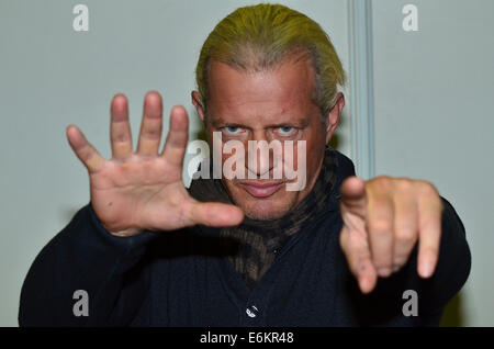 Einige bekannte Schauspieler kam zu einem Fan-treffen in Oberhausen.  Mitwirkende: Costas Mandylor wo: Oberhausen, Deutschland bei: 9. November 2013 Stockfoto