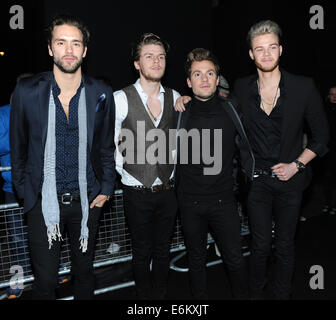 BRIT Awards - Promis verlassen die Universal Music und Roc Nation nach Parteien Featuring: Lawson wo: London, Vereinigtes Königreich bei: 20. Februar 2014 Stockfoto