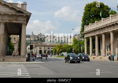 Bergamo Italien, Città bassa, Unterstadt an der Porta Nuova. Lombardei Region, Italien. Stockfoto