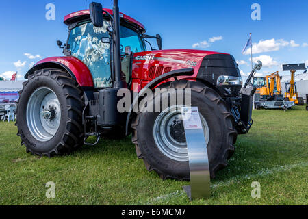 Anzeige von Landmaschinen, Landwirtschaftsausstellung, Traktor Case IH Puma, Fünen Landwirtschaftsausstellung, Odense, Dänemark Stockfoto