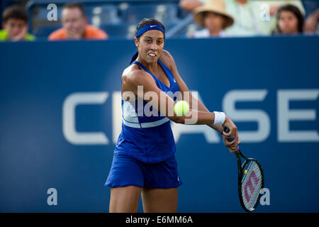 Flushing Meadows, New York, USA. 26. August 2014. Madison Keys (USA) in ersten Runde Aktion während der 2. Tag der US Open Tennis Championships. Bildnachweis: Paul J. Sutton/PCN/Alamy Live-Nachrichten Stockfoto