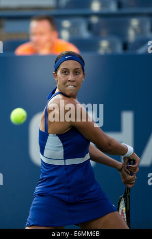 Flushing Meadows, New York, USA. 26. August 2014. Madison Keys (USA) in ersten Runde Aktion während der 2. Tag der US Open Tennis Championships. Bildnachweis: Paul J. Sutton/PCN/Alamy Live-Nachrichten Stockfoto