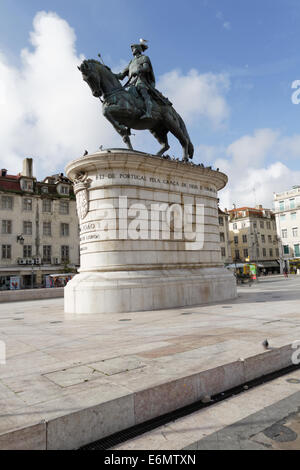 Lisboa, Lissabon, Portugal, Equestrian Statue von König Joao I bei Aquare Praca da Figueira. Stockfoto