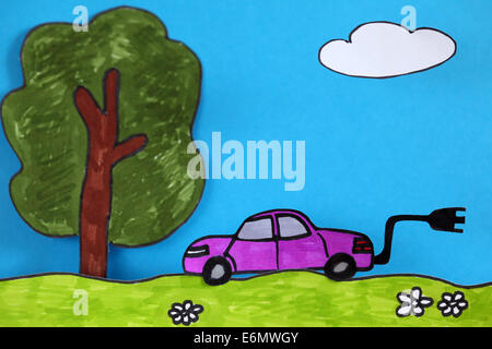 Kind Zeichnung eines Elektroautos gehen für eine Fahrt im Freien.  Bild wurde von Hand gezeichnet und ausgeschnittenen Papier von mir Stockfoto