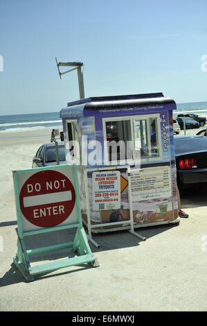 Tragbare Kiosk am Eingang Auto nach Daytona Beach, Florida, USA Stockfoto