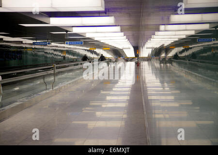 Ein Gang in das neue terminal 2 am Flughafen Heathrow, London Stockfoto
