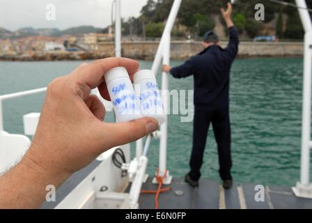 wissenschaftliche Studien für Gewässer, die Überwachung in den Golf von La Spezia (Italien) Stockfoto