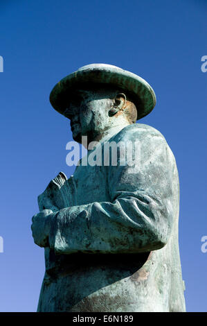 Statue von James Reis Buckley von William Goscombe John, Llandaff, Cardiff, Wales. Stockfoto