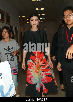 Peking, China. 26. August 2014. Schauspielerin Fan Bingbing besucht den 5. Jahrestag der "Bürger" in Peking auf Dienstag, 26. August 2014. © TopPhoto/Alamy Live-Nachrichten Stockfoto