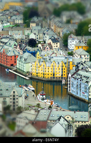 Alesund, Norway - Häuser am Meer. Tillt-Schicht Stockfoto